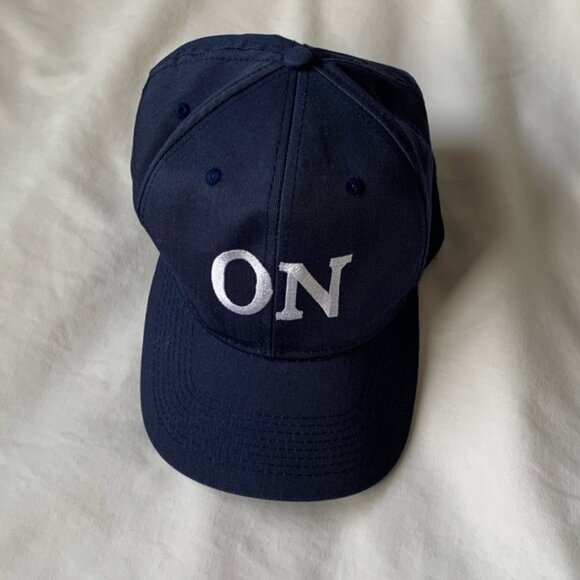 On In baseball cap - Picture 1 of 2